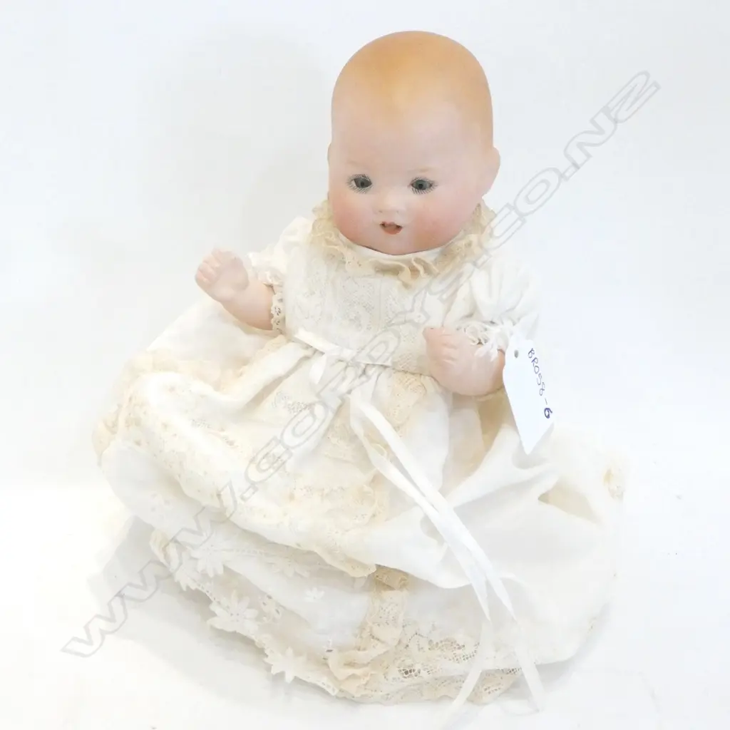 SMALL BABY DOLL. ARMAND MARSEILLE - GERMANY-351 1210K  H. 250MM Image 1++